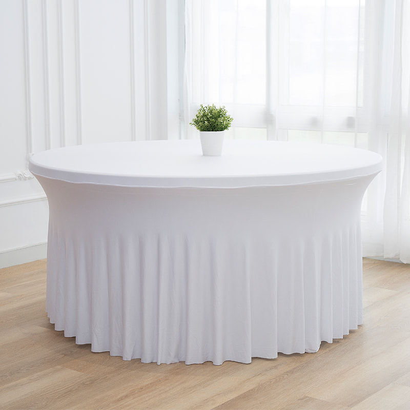 Extendam oram per mensam set 5ft
