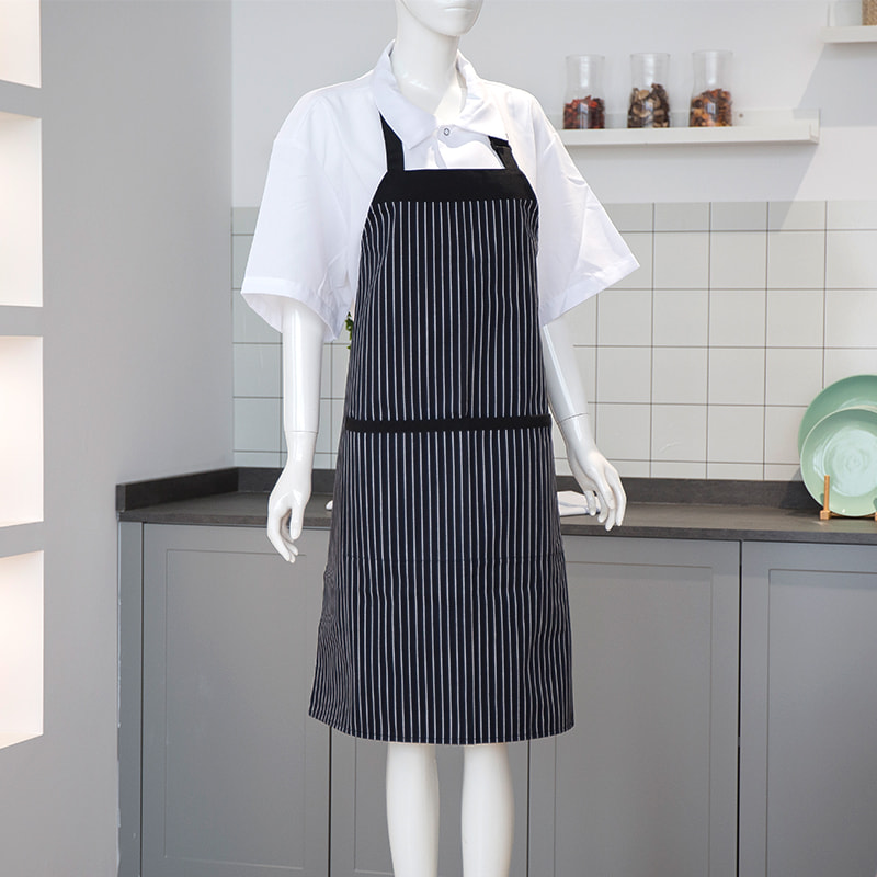 Nigrum et Alba Striped Polyester / Cotton Collo APRRON cum Pockets et Valpae Buttons