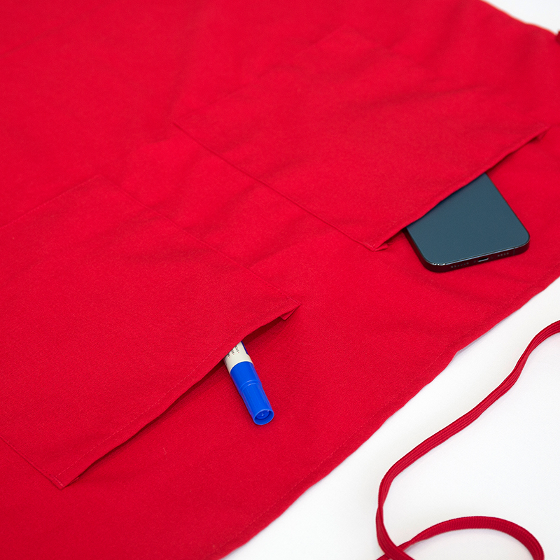 XII * XXIV, 'Polyester dimidium alvo Apron