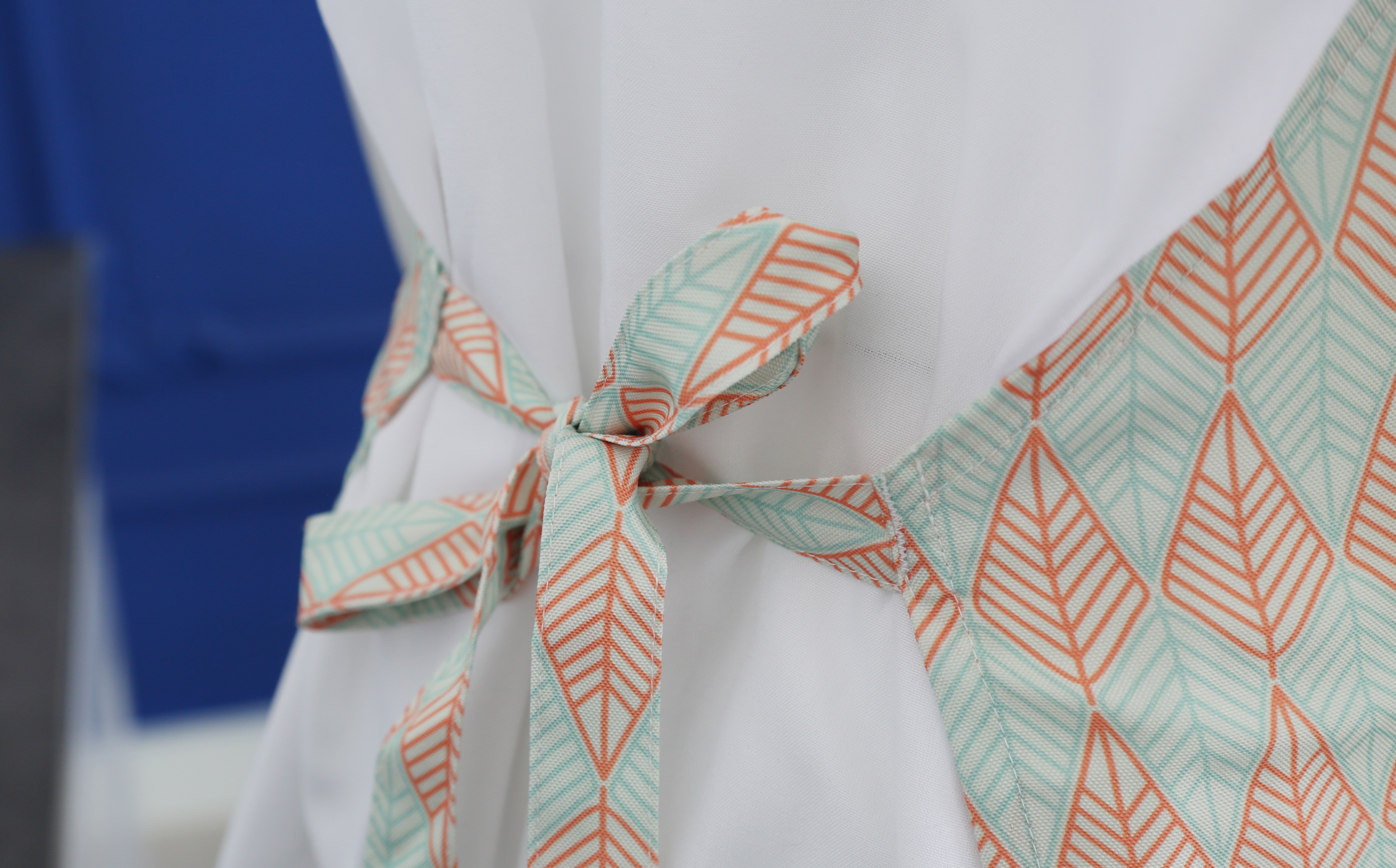 Folium typis APRON cum Pockets et Novifacta button